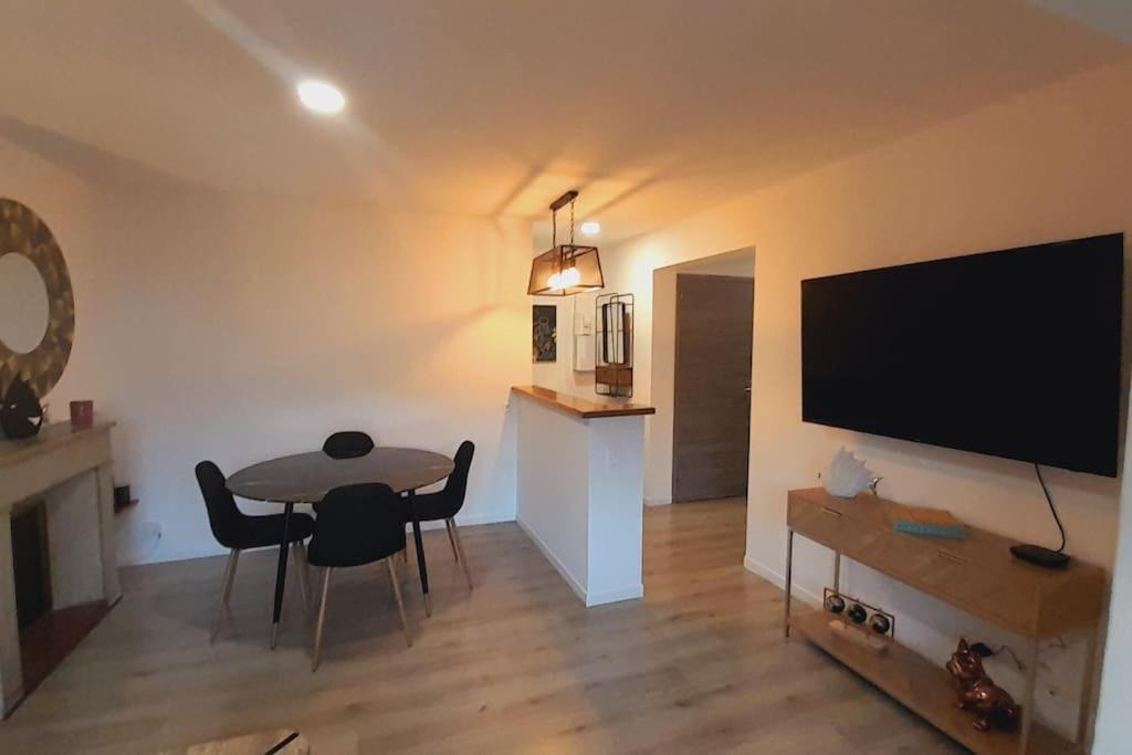 Appartement Lumineux Et Central プロプリアノ エクステリア 写真